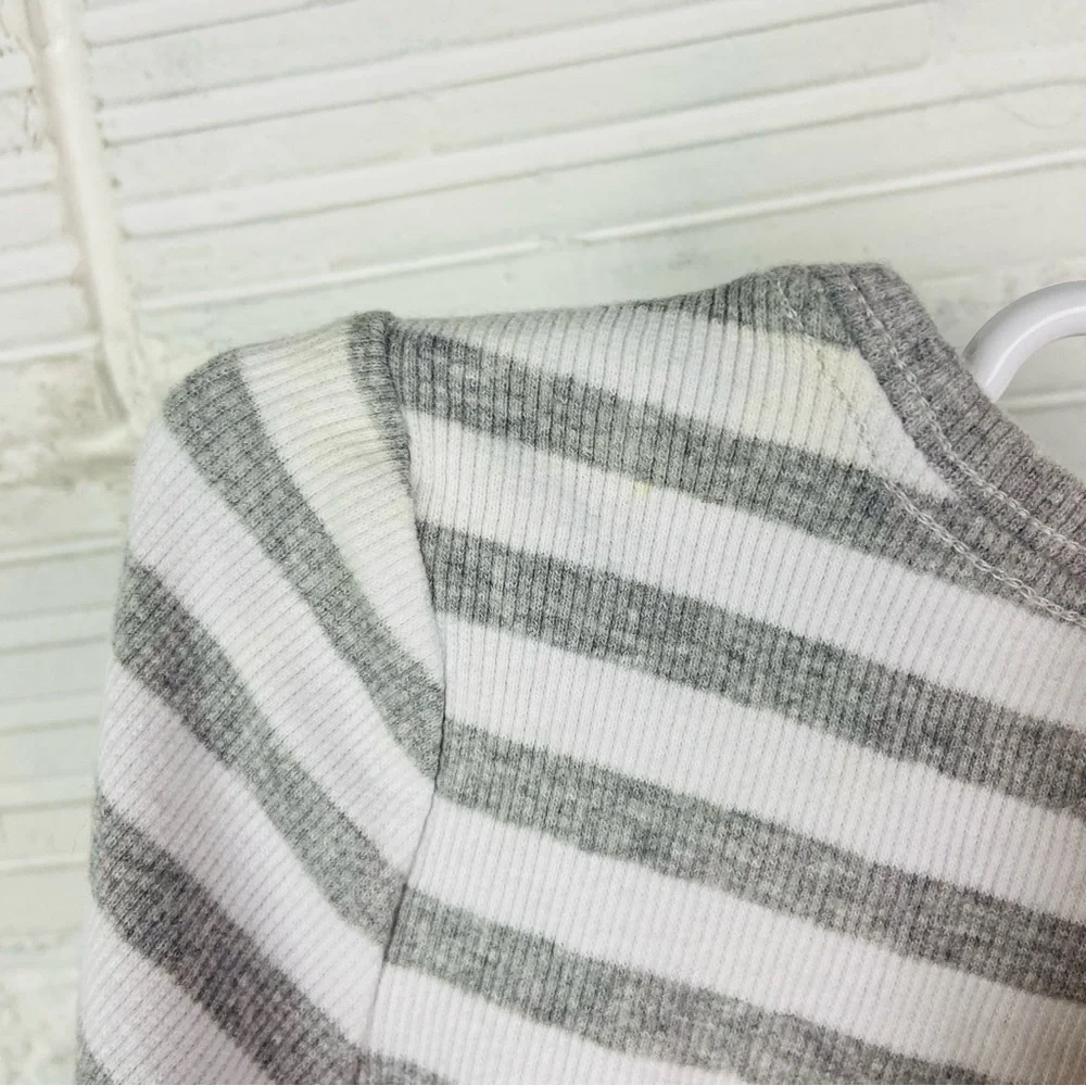 Gymboree Gray and White Striped ribbed cotton stretch Long Sleeve Tee size 3T